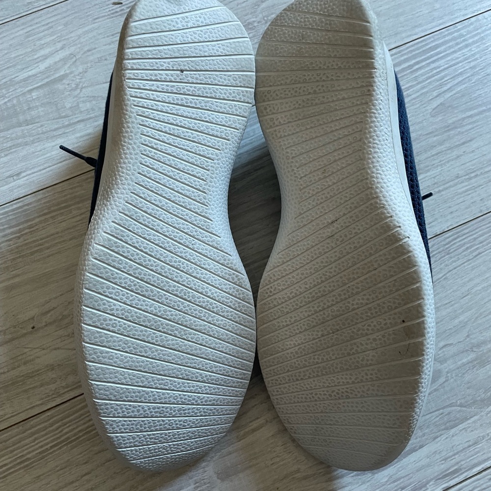 Allbirds Tree Runners - Picture 5 of 6
